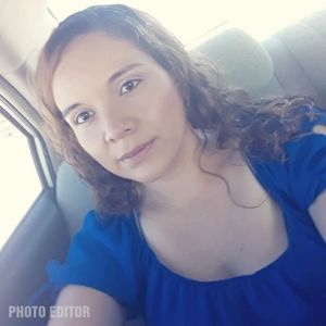 Meet your Posher, Yaneth